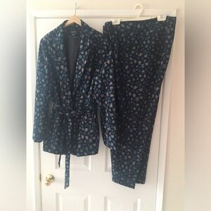 Sz 22 and 24 Michel studio 2piece suit